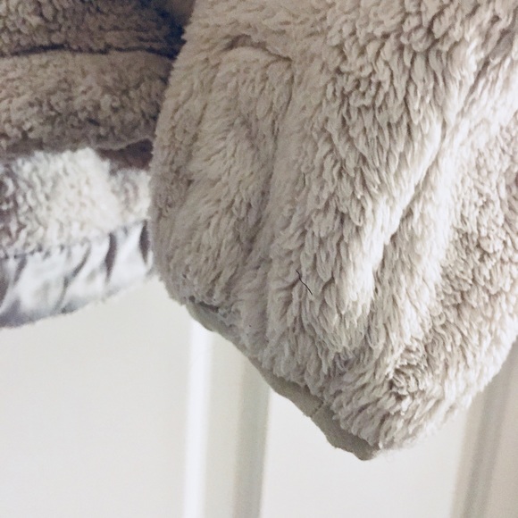 North Face Soft Fleece Jacket - Picture 5 of 7